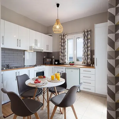 Plaka Modern